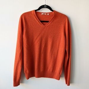 Uniqlo Cashmere V-Neck Sweater